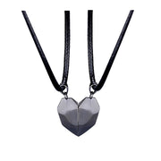 Creative Magnet Necklace Love Heart Broken Men And Women - Laizhan Accessories 